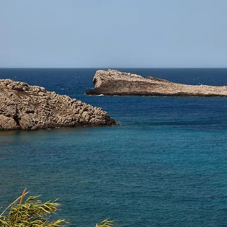 Mykonos Lolita, A Resort To Live