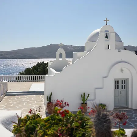 Mykonos Lolita, A Grecotel Resort to Live 4*