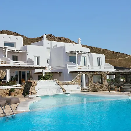 Mykonos Lolita, A Resort To Live