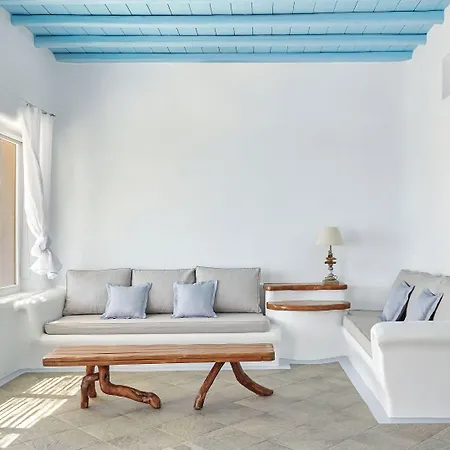 Hotel Mykonos Lolita, A To Live 4*