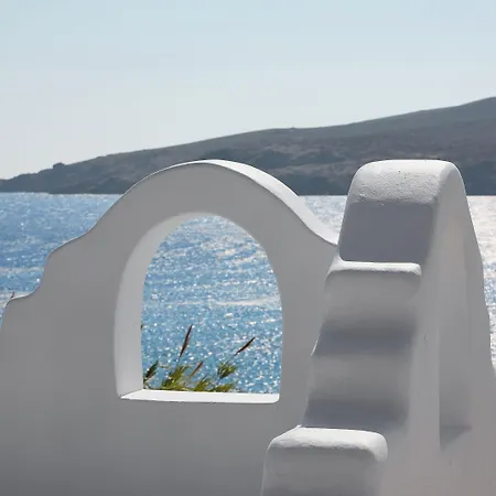 Mykonos Lolita, A To Live 4*