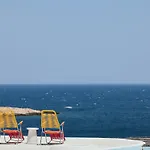 Mykonos Lolita, A Grecotel To Live 4*